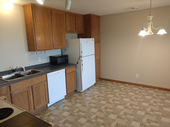 4th image of 4165 Orleans Dr NE