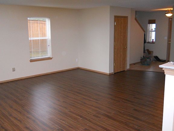 4th image of 8502 171st Street Ct E