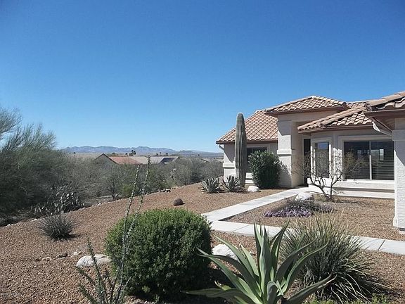 3rd image of 1405 N Miranda Ln