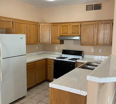 4th image of 2110 Los Feliz St Unit 1015