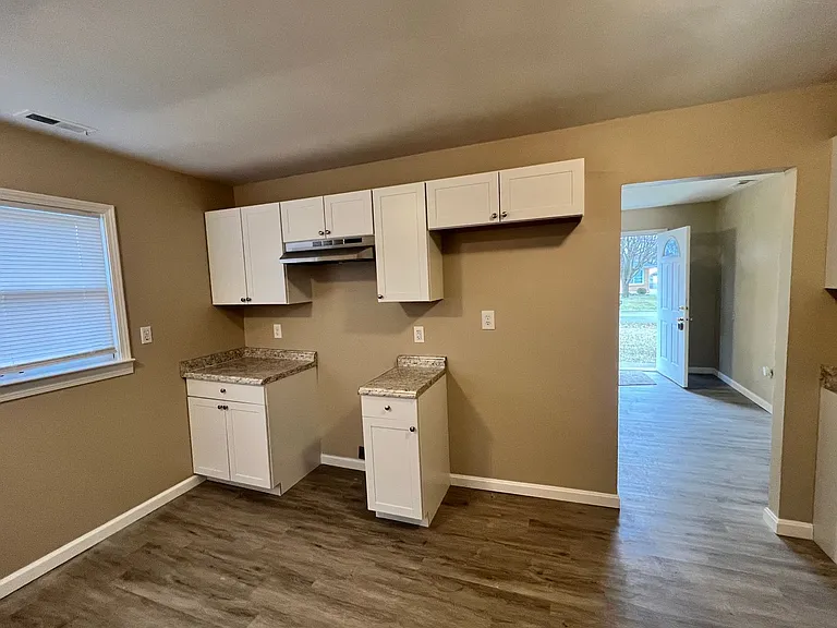 6115 Red Spruce Dr — Photo 3