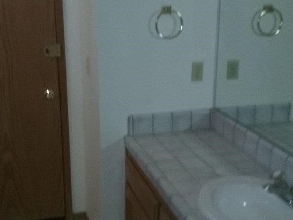 4th image of 41810 John Muir Dr
