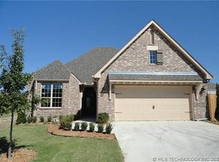 800 W Urbana St, Broken Arrow, OK 74012