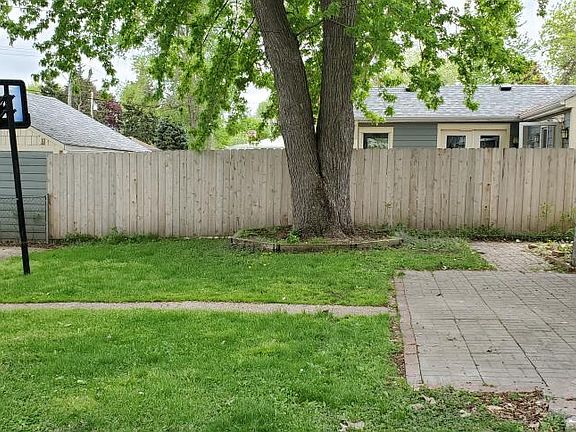 5th image of 6941 Thomas Ave S