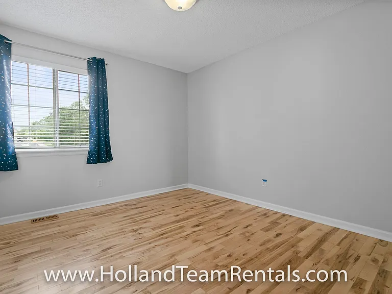 11343 Latigo Ln — Photo 17