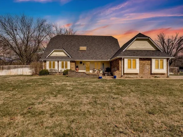 14730 E Sharon Ln, Wichita, KS 67230