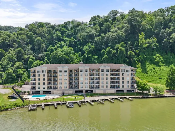 3001 River Towne Way APT 105, Knoxville, TN 37920