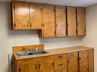 421 Cumberland St #1R, Rumford, ME 04276