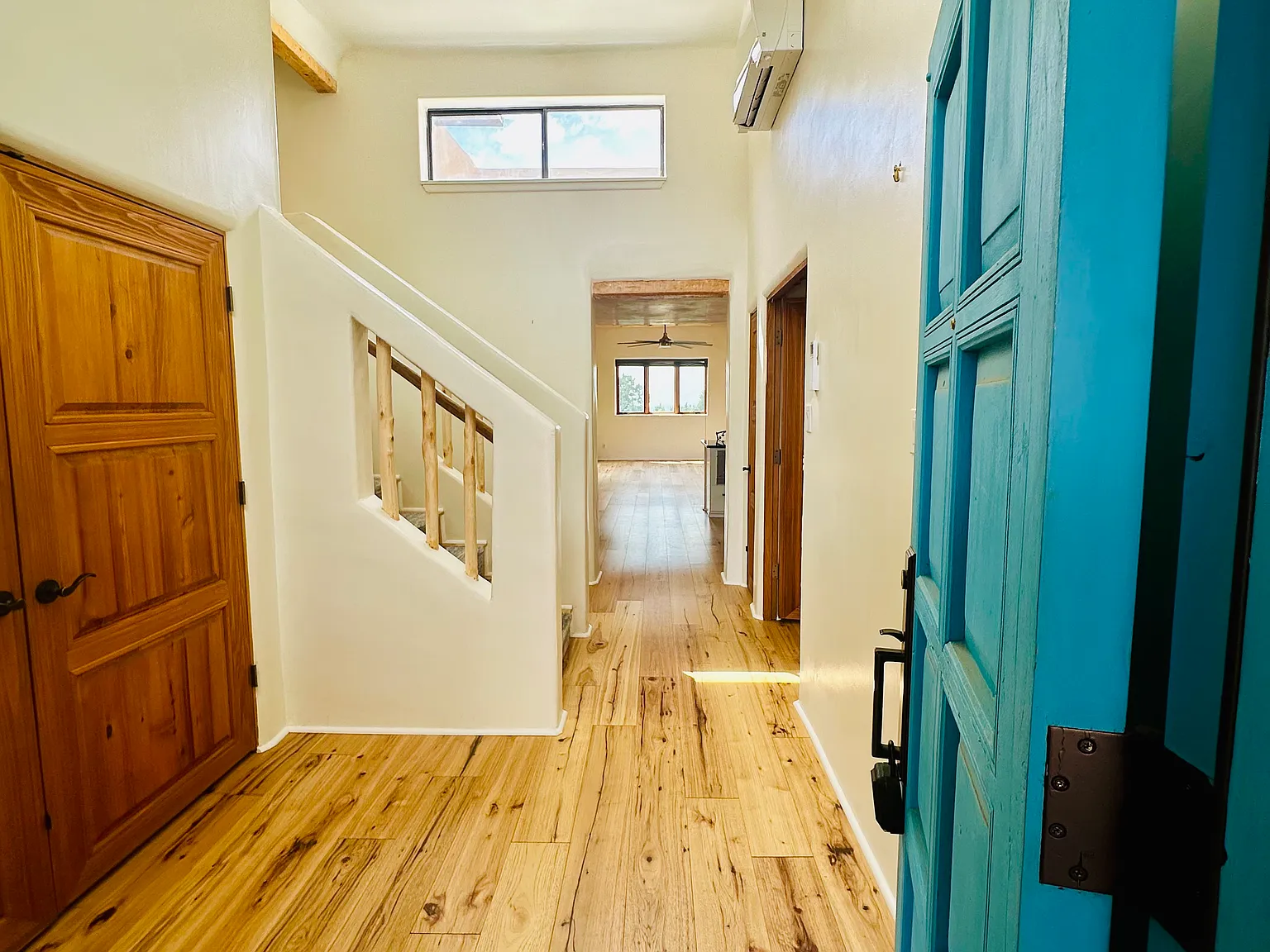 4 bed, 2904 sqft, $6,200 — Photo 3