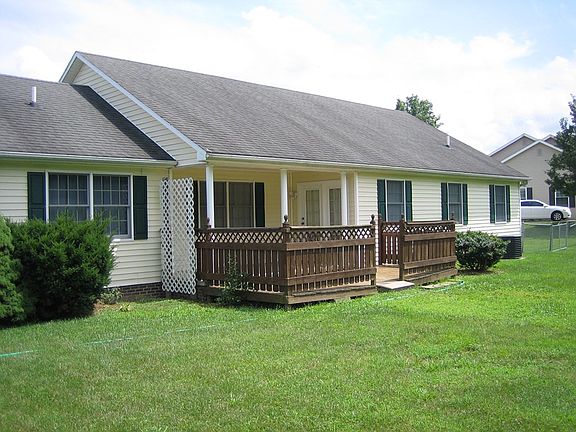 4th image of 808 Navaho Dr