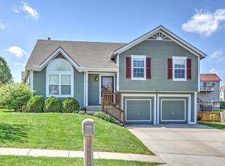 8625 NE 112th Ter, Kansas City, MO 64157