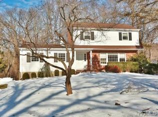 18 Marget Ann Ln, Suffern, NY 10901