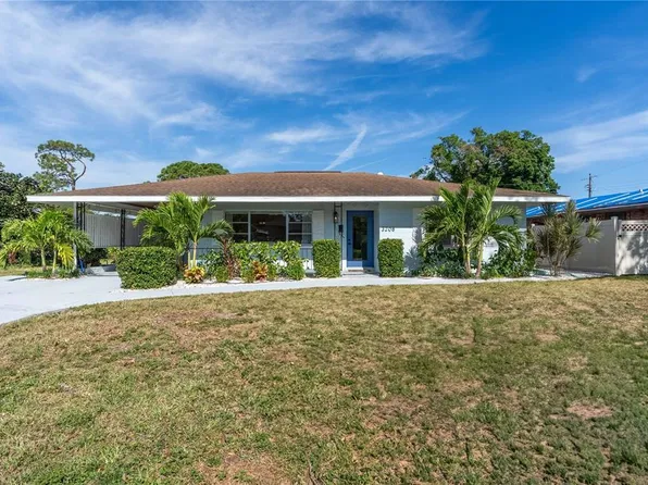 3208 18th Ave W, Bradenton, FL 34205
