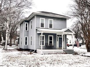 214 S Whiton St, Whitewater, WI 53190