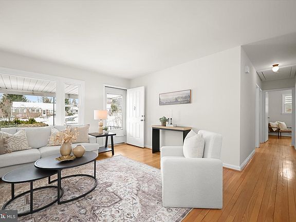 4th image of 104 Glenrae Dr