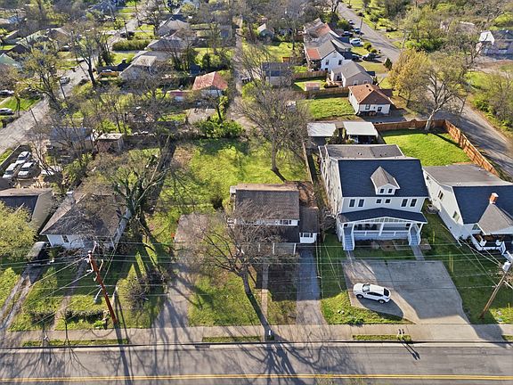 2nd image of 1706 Lischey Ave
