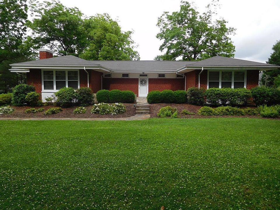 1st image of 5 Brown Ln