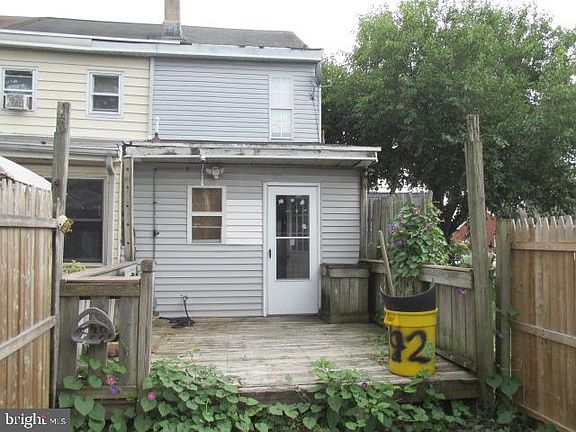4th image of 142 Tindall Ave