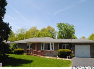 132 S Kingdom St, Bethalto, IL 62010