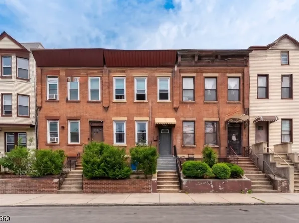140A Clendenny Ave, Jersey City, NJ 07304