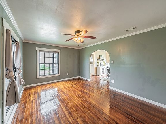 5th image of 1802 Keneipp Rd