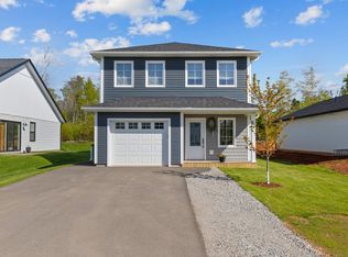 6 Balderston Ct, Stratford, PE C1B4H1