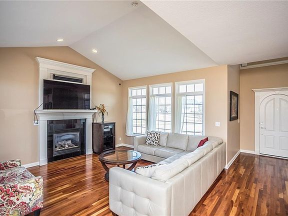 5th image of 14605 Dellwood Dr