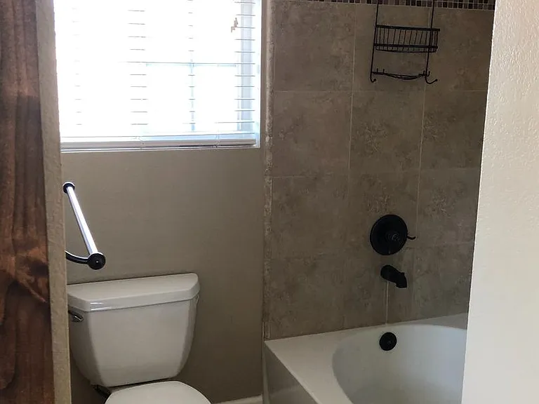743 Calico Trl — Photo 22