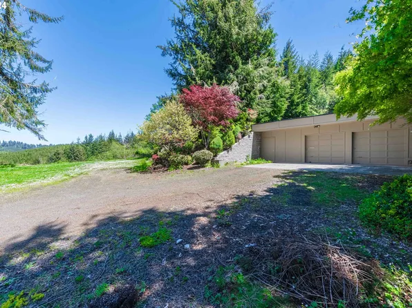 92622 Knutson Ln, Coos Bay, OR 97420