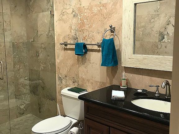 2nd image of 1207 Leisure World