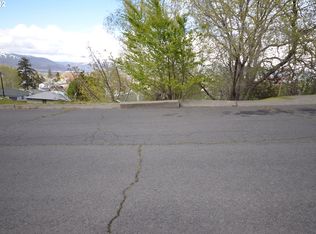 16 East St, The Dalles, OR 97058