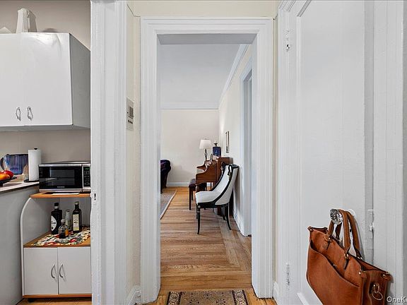 3rd image of 445 Gramatan Avenue #HB2