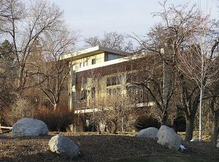 5200 Ridge Trl, Bow Mar, CO 80123