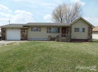 395 S Farm Rd 99, Springfield, MO 65802