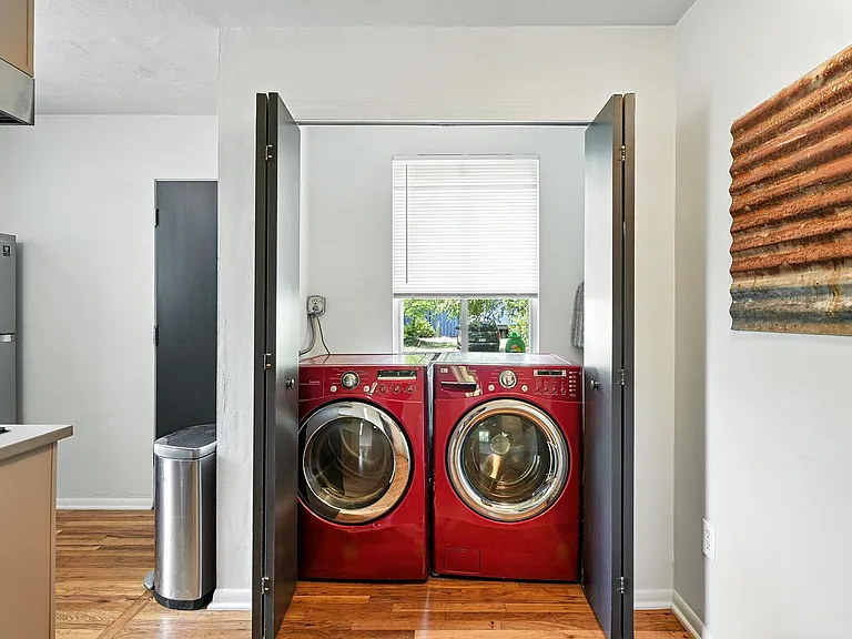 3369 S Emerson St — Photo 9