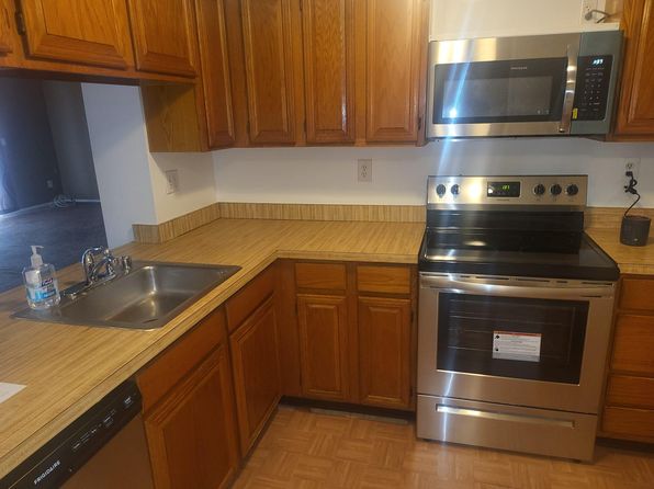 12530 Willow Spring Cir #1, Germantown, MD 20874