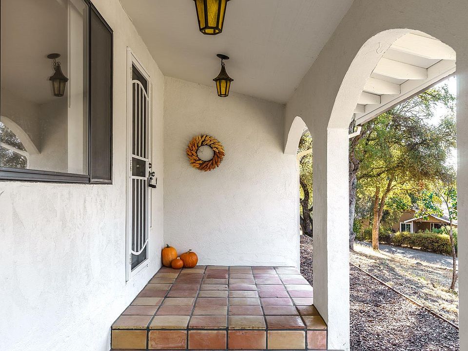 1st image of 20306 Brook Dr