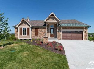 3503 Prairie Clover Ct, Lawrence, KS 66049