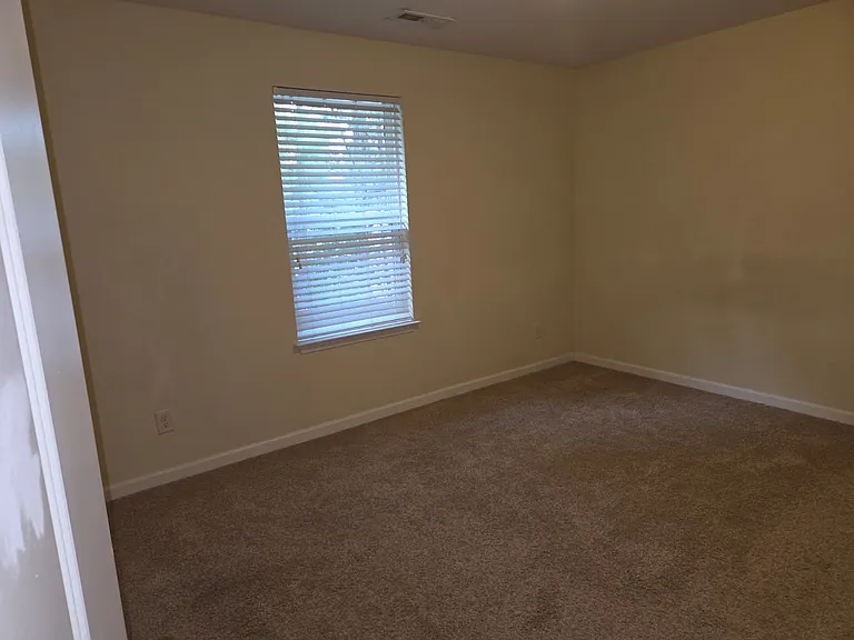 6821 Planting Ct — Photo 8