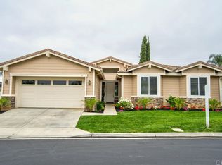 17 Carriage Ln, Santa Ana, CA 92705