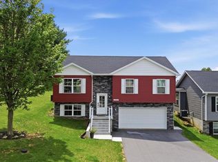 338 Grandview Ave, Waynesboro, PA 17268
