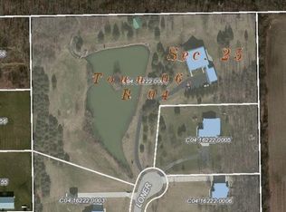 7025 Loner Ln, Brookville, OH 45309