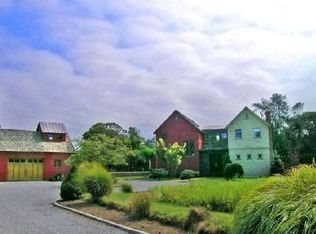 5 Beech Rd, East Hampton, NY 11937