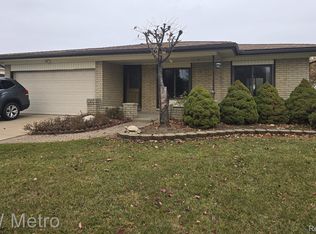 14041 Brougham Dr, Sterling Heights, MI