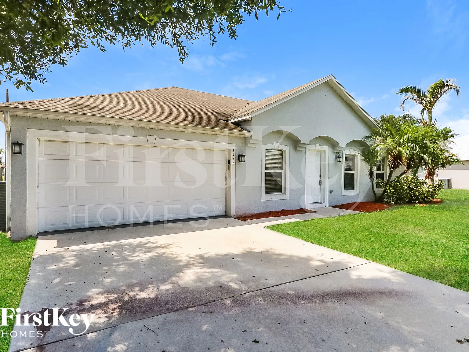 4 bed, 2.0 bath, 1770 sqft, $2,200 — Photo 2