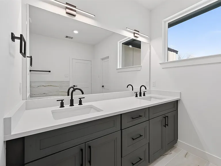 971 Highland Light Ln — Photo 35