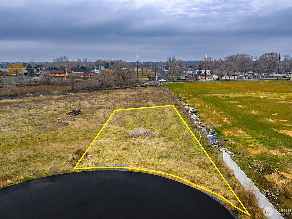 1st image of 9 Valley Road NE #9