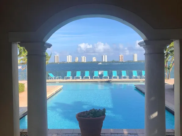 1145 Lake Shore Drive #103, Lake Park, FL 33403