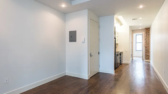 Rented by Nooklyn NYC LLC | media 3