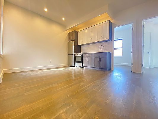 1st image of 481 Saint Marks Ave #3R